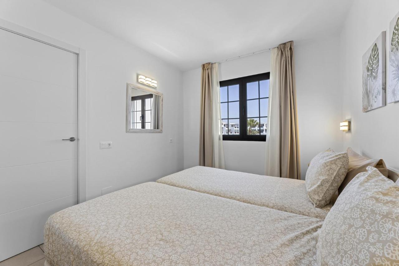 Ferienwohnung Casahost Bastian Boutique I Seaview Costa Teguise Exterior foto